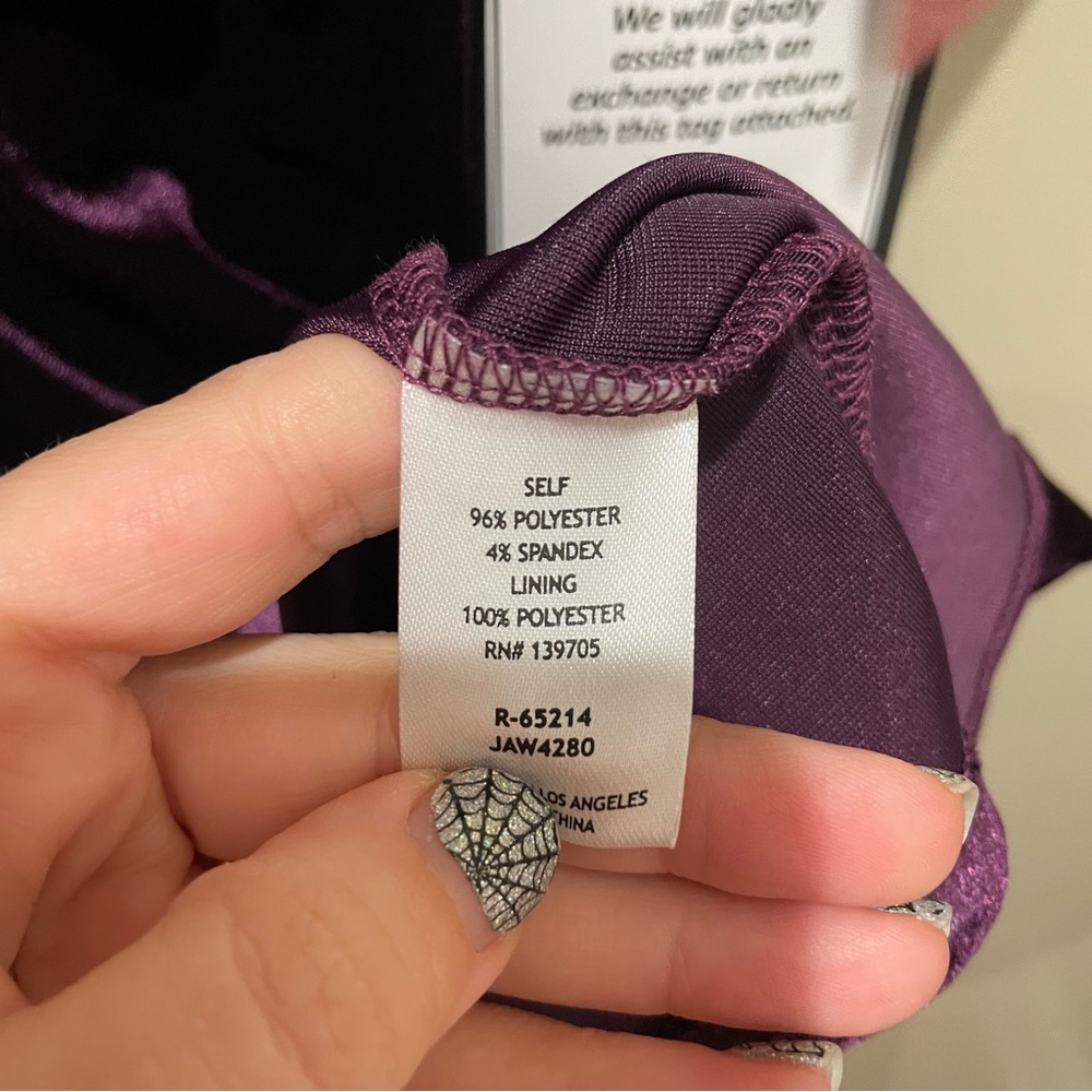 Emerald Sundae Velvet Off Shoulder Bodycon Dress Purple Women Size Large NWT - Picture 8 of 9